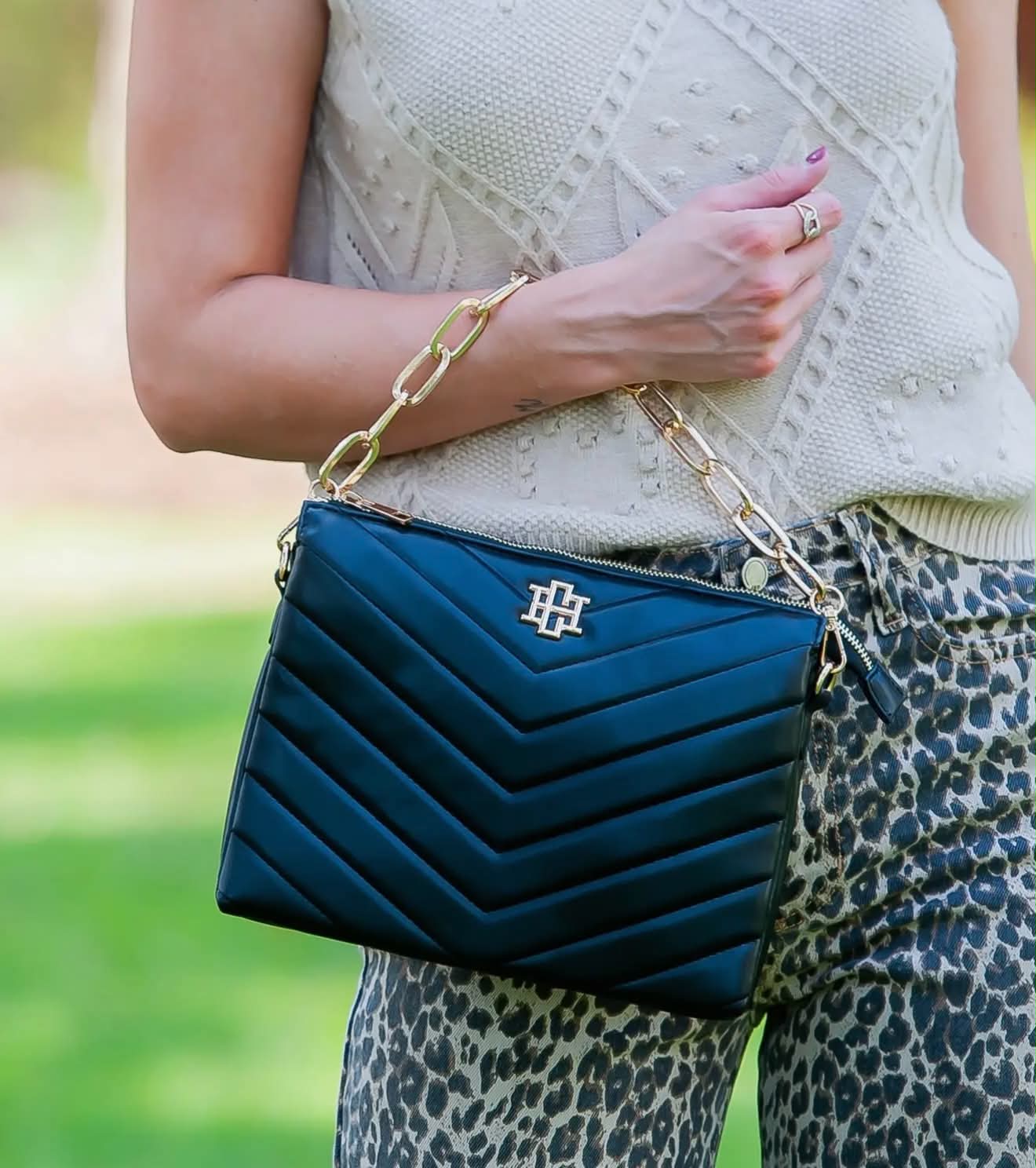 Ariana Crossbody Black